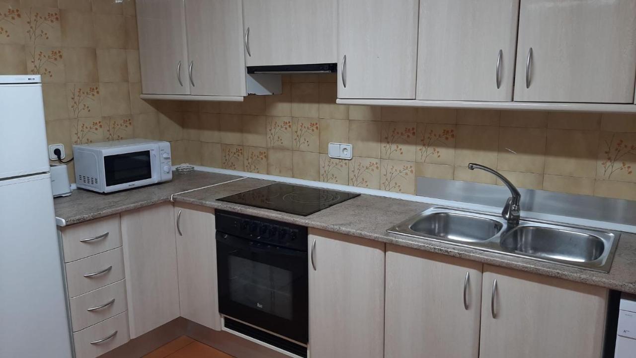 Portbell Anxova Apartment L' Escala Екстериор снимка